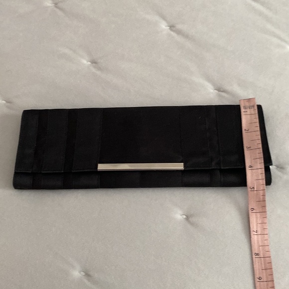 Black satin  Clutch evening or shoulder bag - Picture 8 of 9
